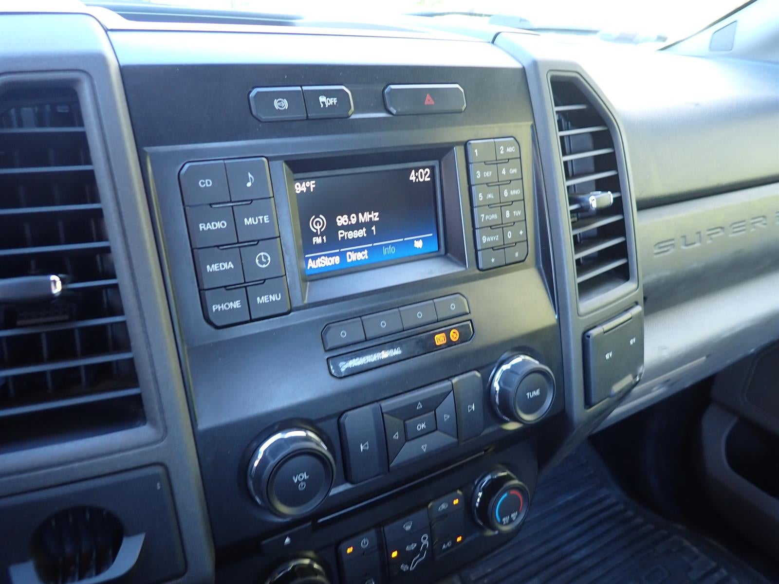 2017 Ford Super Duty F-450 DRW XLT