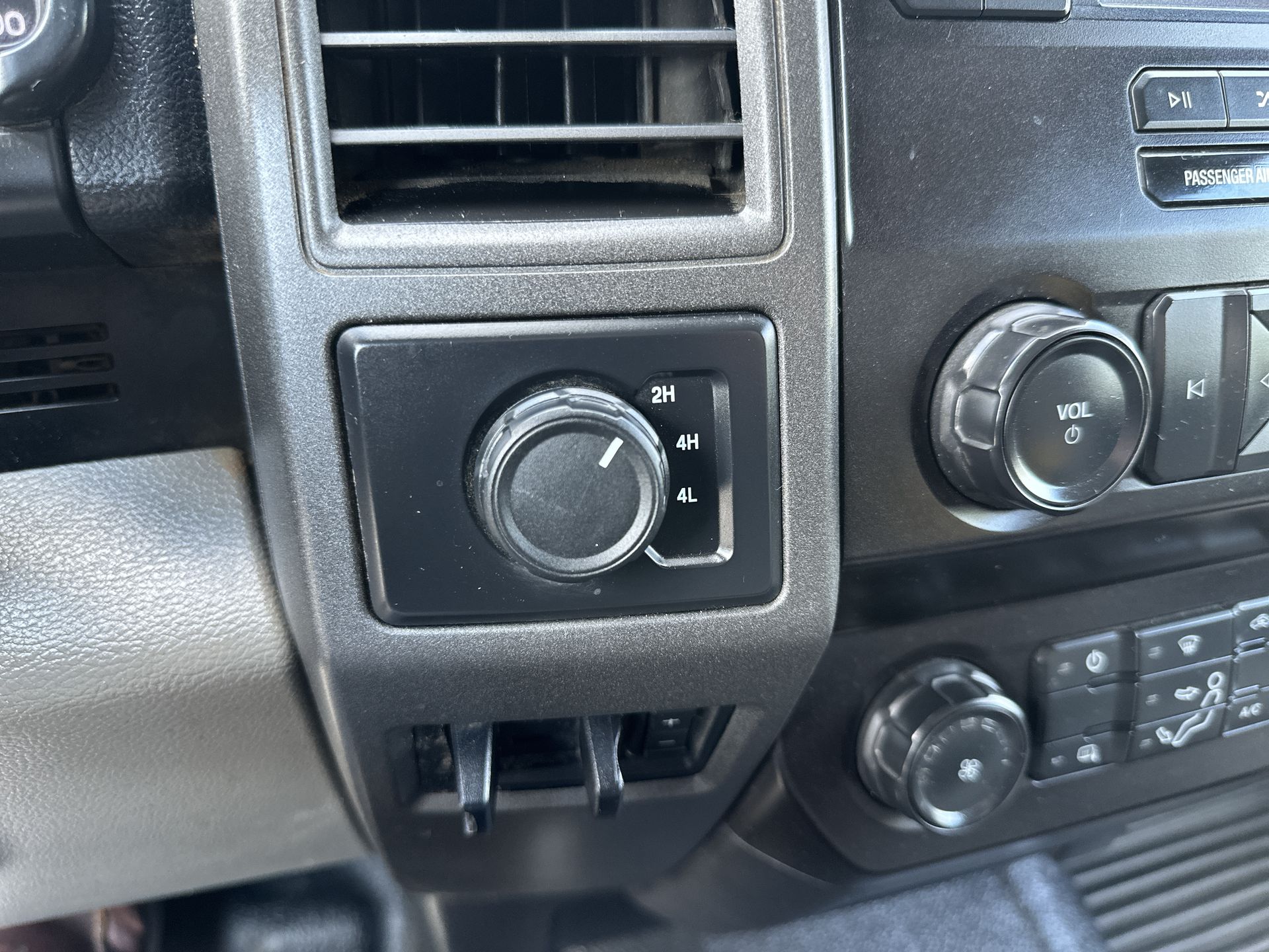 2020 Ford Super Duty F-550 DRW XL