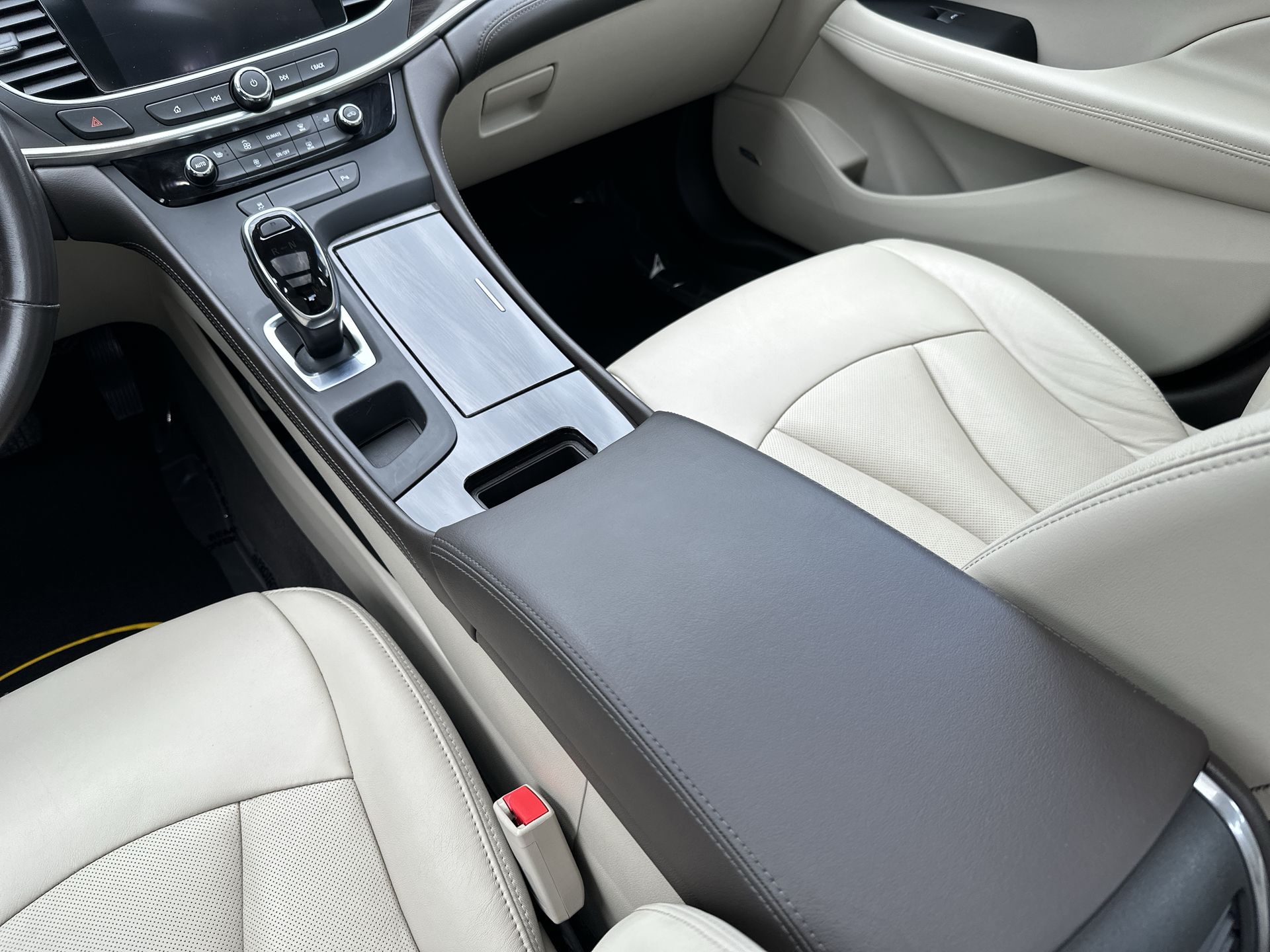 2017 Buick LaCrosse Essence
