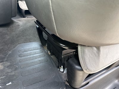 2025 Chevrolet Express Passenger 1LT