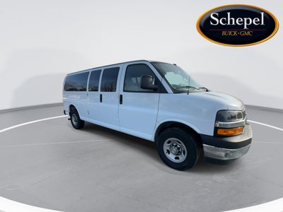 2025 Chevrolet Express Passenger 1LT