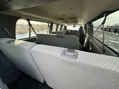 2025 Chevrolet Express Passenger 1LT