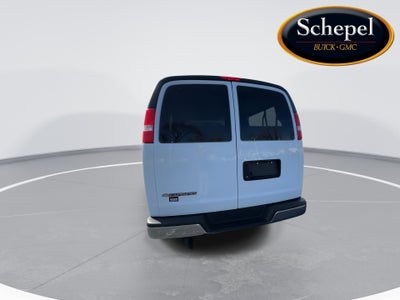 2025 Chevrolet Express Passenger 1LT