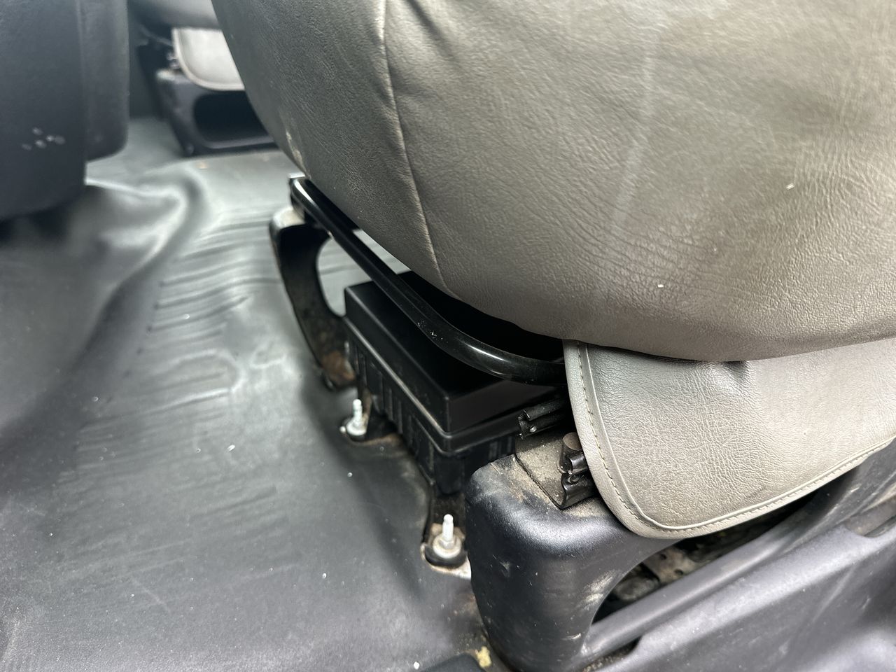 2014 Chevrolet Express Cutaway 3500 3500 VAN 139"