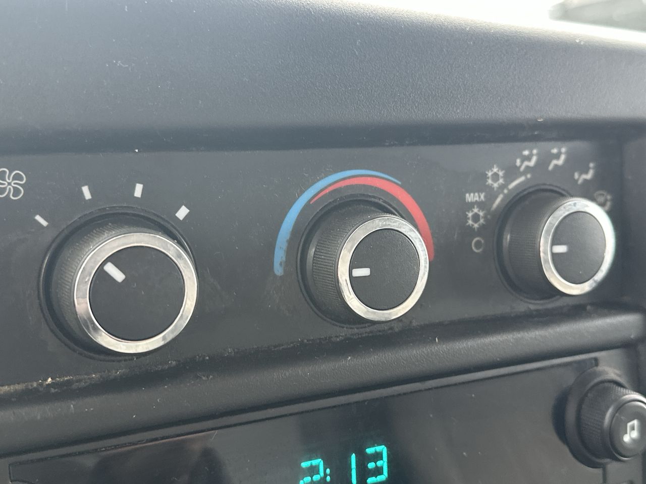 2014 Chevrolet Express Cutaway 3500 3500 VAN 139"