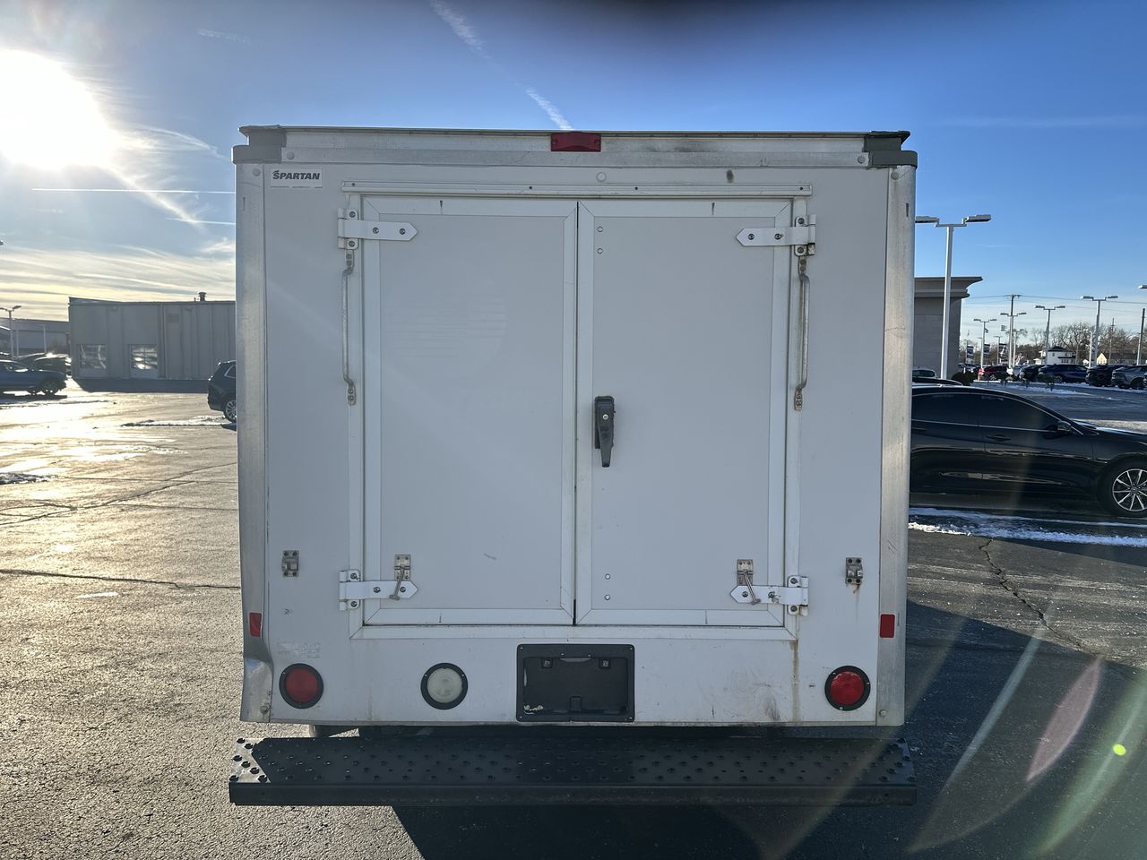 2014 Chevrolet Express Cutaway 3500 3500 VAN 139"