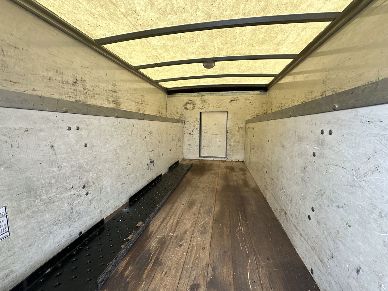 2014 Chevrolet Express Cutaway 3500 3500 VAN 139"