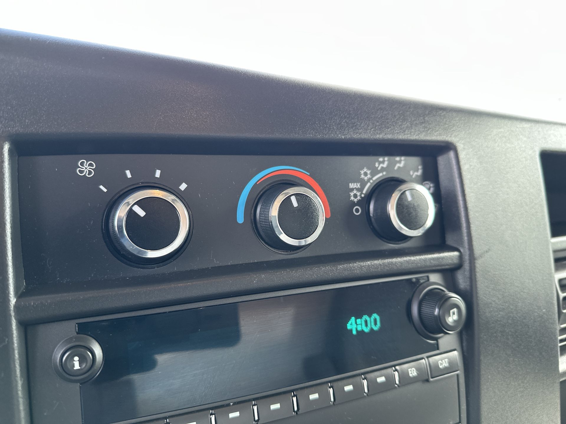 2022 Chevrolet Express Cutaway 3500 VAN 159