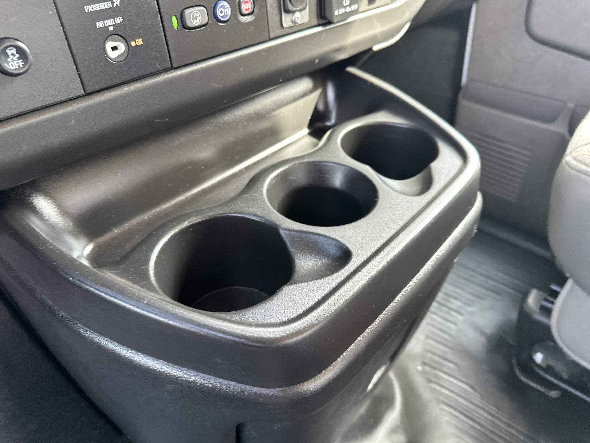 2022 Chevrolet Express Cutaway 3500 VAN 159