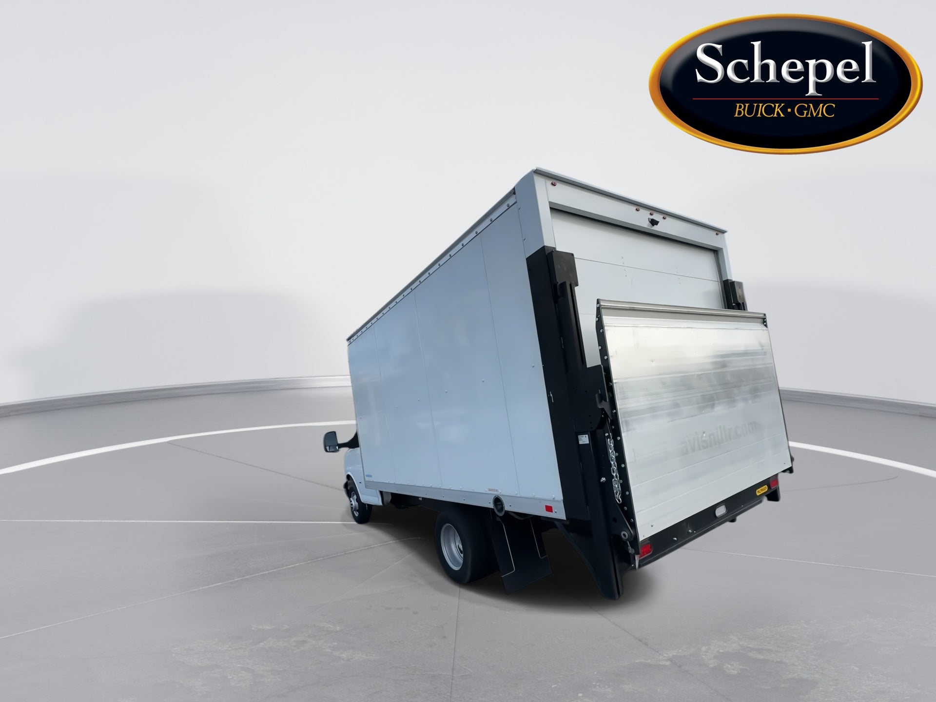 2022 Chevrolet Express Cutaway 3500 VAN 159