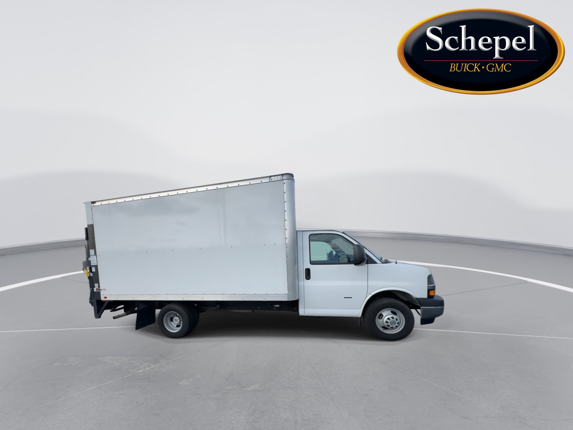2022 Chevrolet Express Cutaway 3500 VAN 159