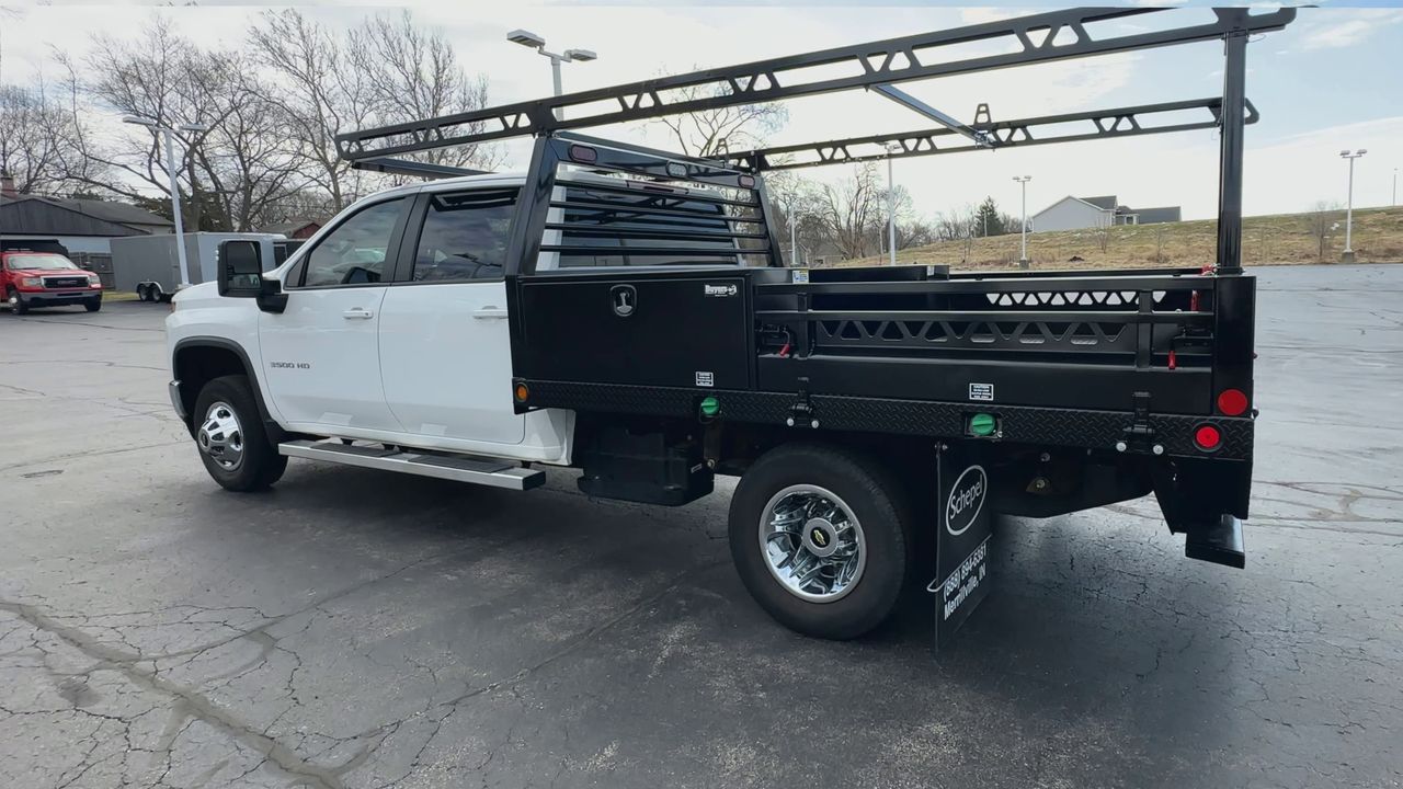 2022 Chevrolet Silverado 3500 HD Chassis Cab LT