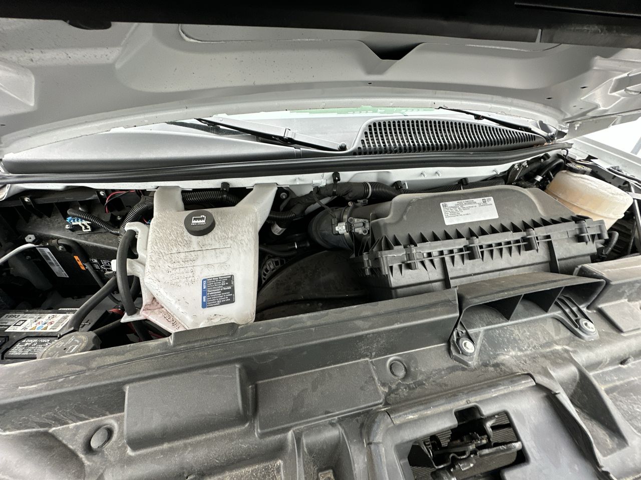 2024 Chevrolet Express Cargo 2500 WT