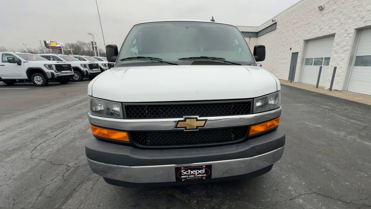 2024 Chevrolet Express Cargo 2500 WT