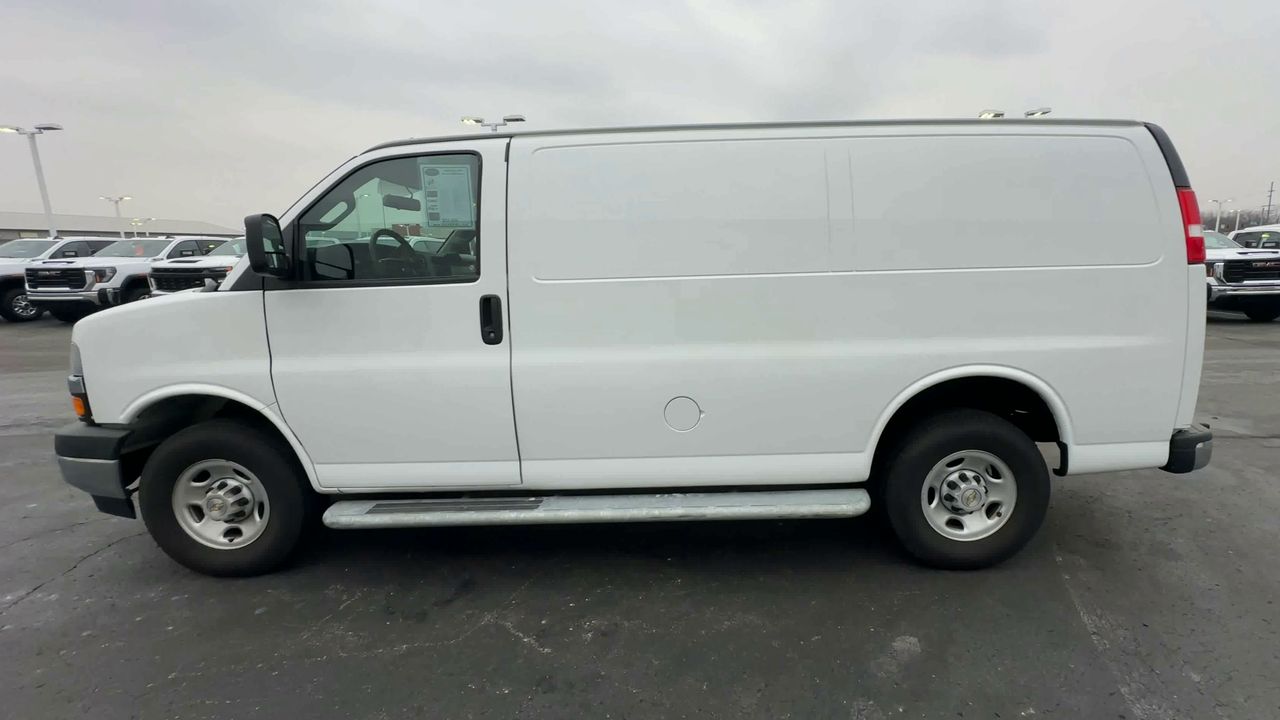 2024 Chevrolet Express Cargo 2500 WT