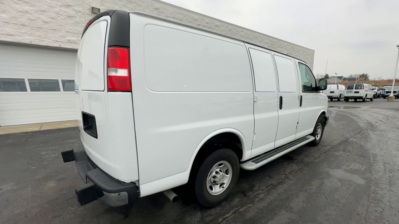 2024 Chevrolet Express Cargo 2500 WT