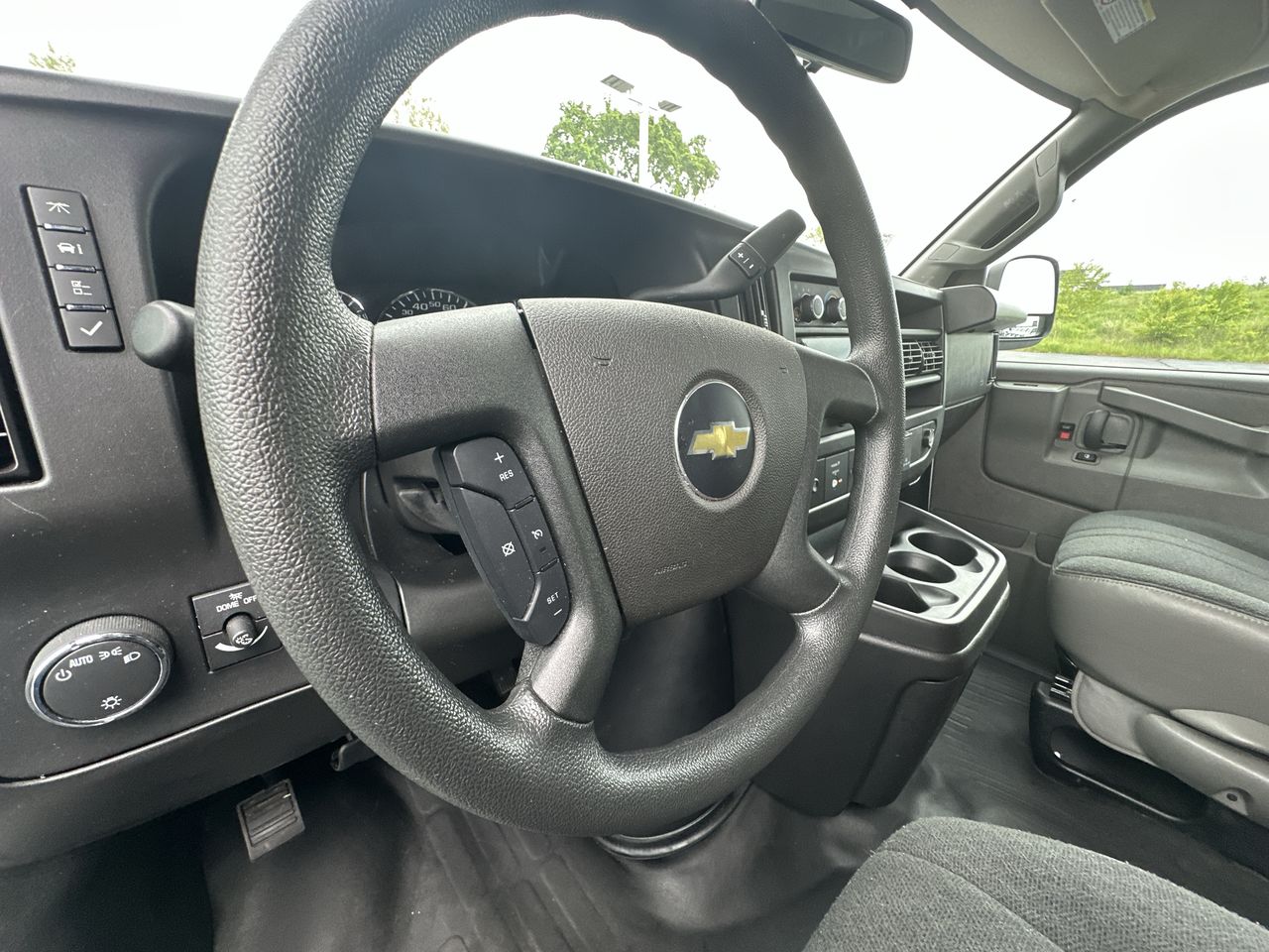 2023 Chevrolet Express Cargo 2500 WT