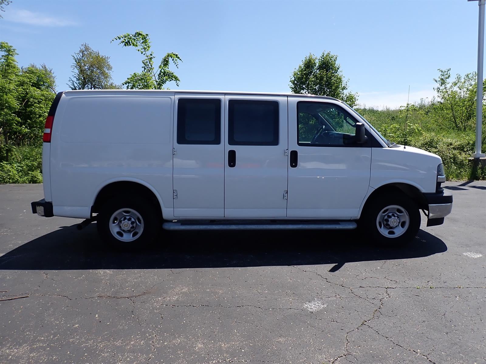 2024 Chevrolet Express Cargo 2500 WT