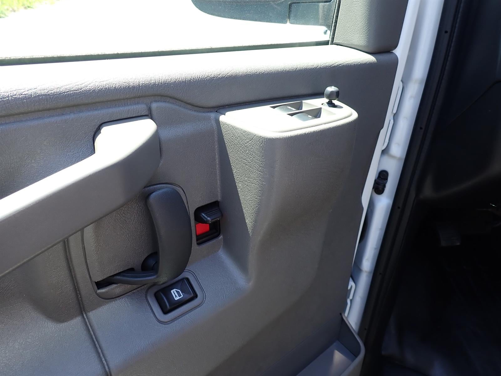 2024 Chevrolet Express Cargo 2500 WT
