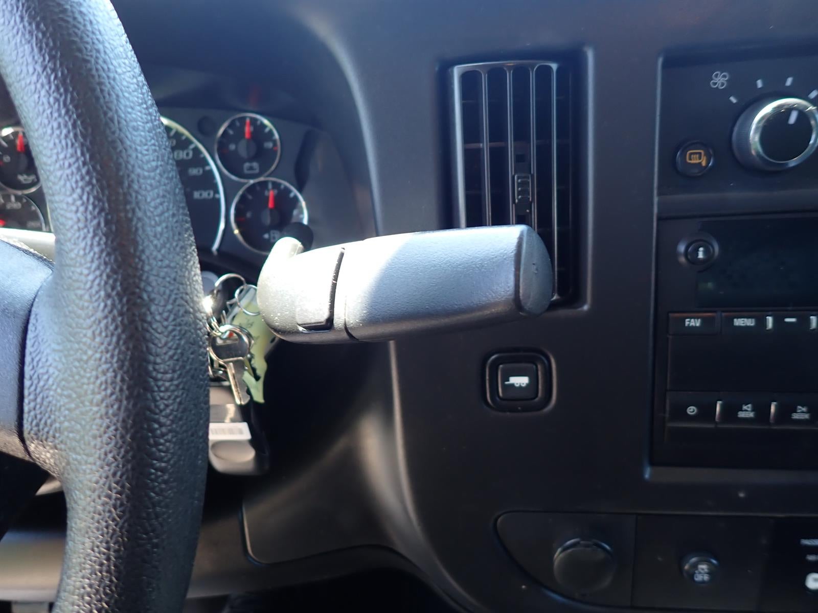 2024 Chevrolet Express Cargo 2500 WT