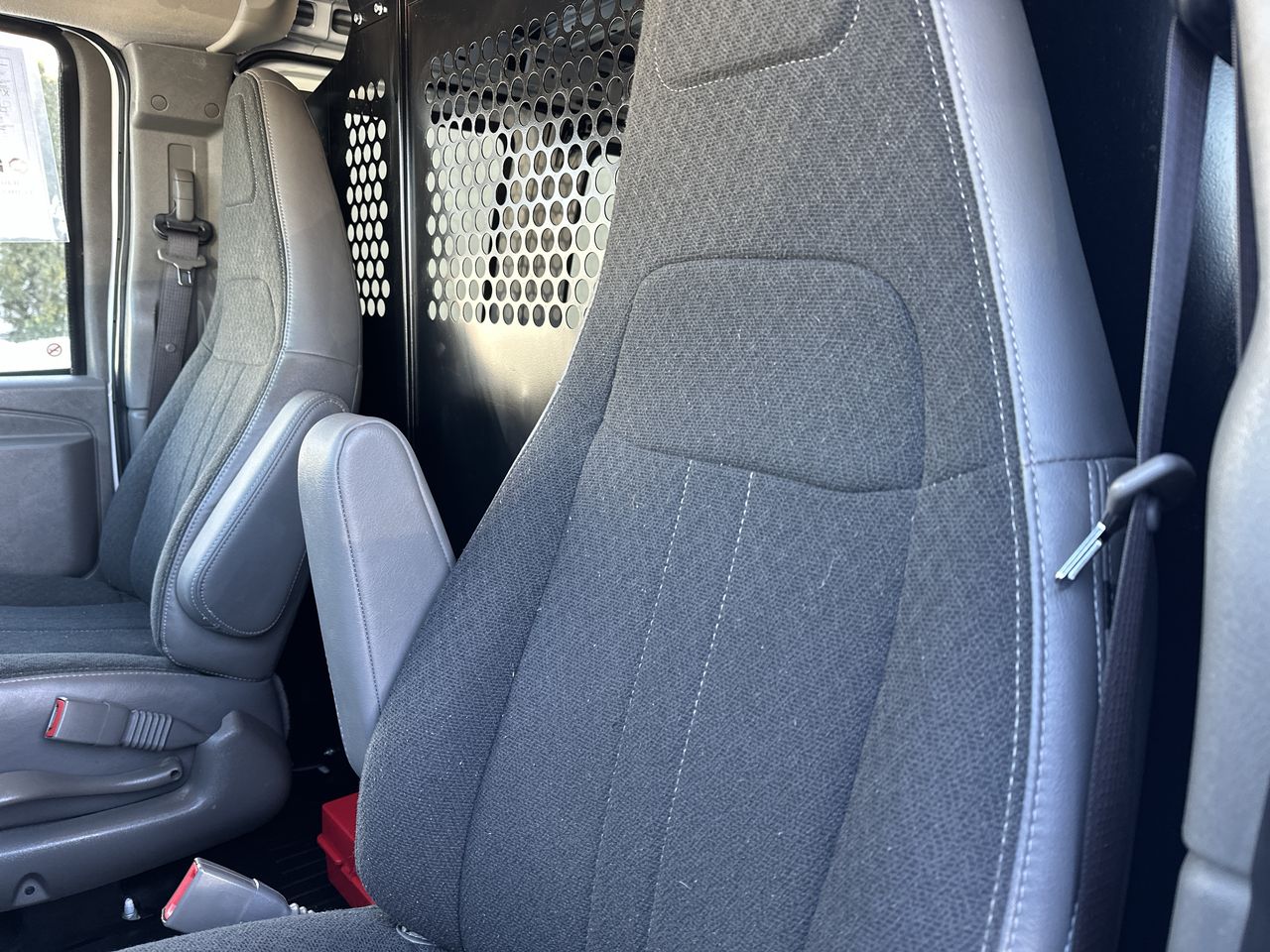 2024 Chevrolet Express Cargo 2500 WT