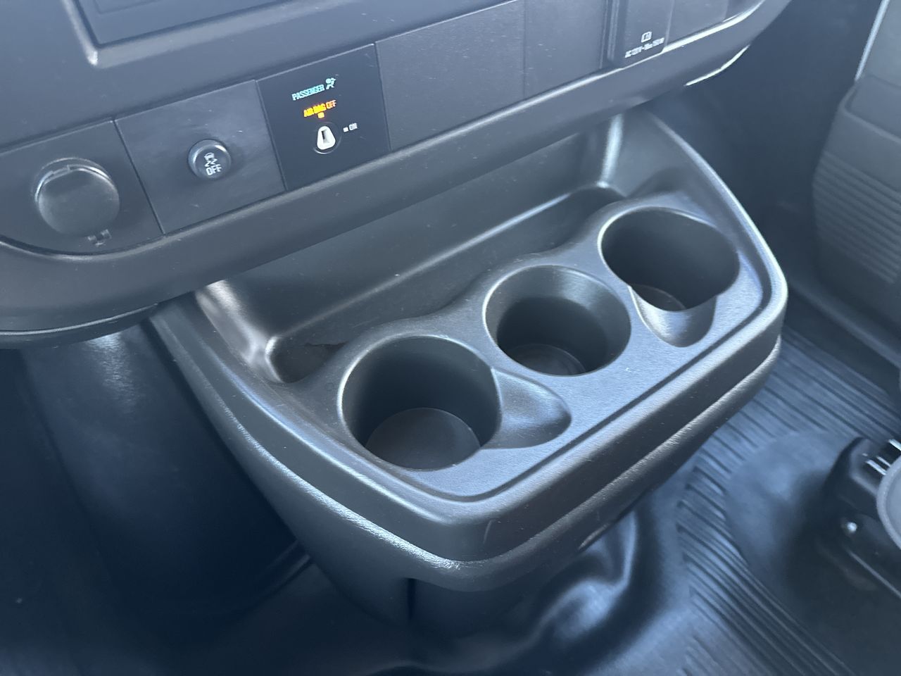 2024 Chevrolet Express Cargo 2500 WT