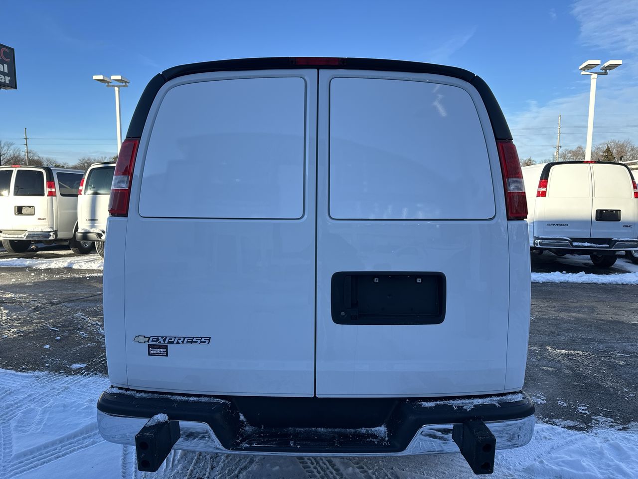 2024 Chevrolet Express Cargo 2500 WT