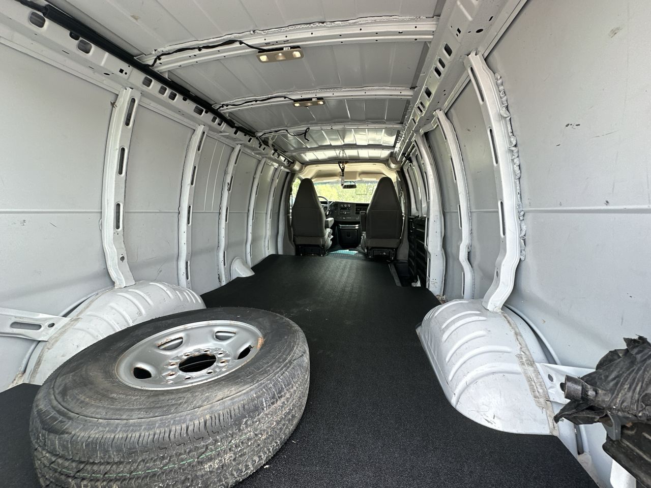 2020 Chevrolet Express Cargo 2500 WT