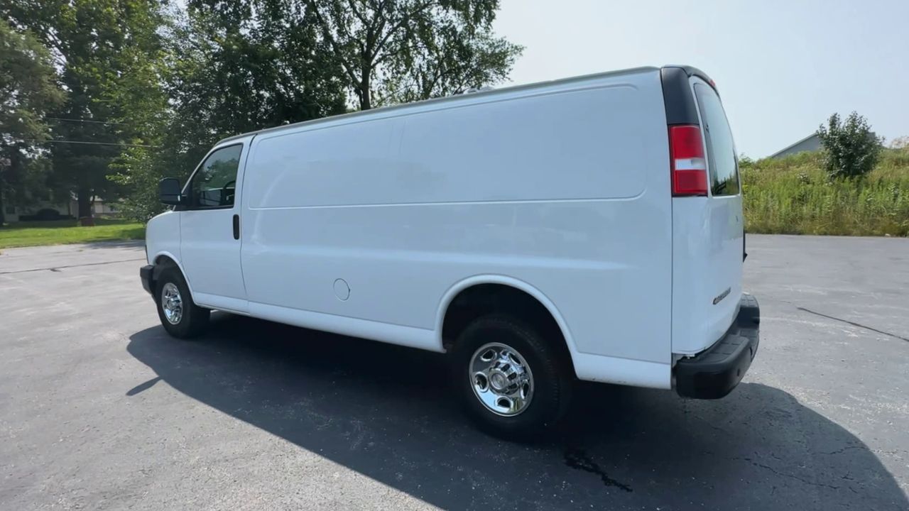 2020 Chevrolet Express Cargo 2500 WT