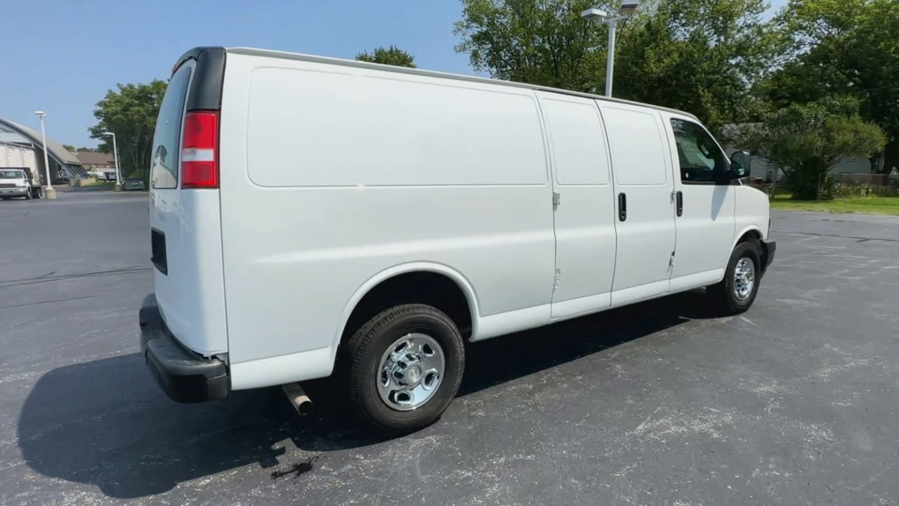 2020 Chevrolet Express Cargo 2500 WT