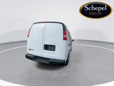 2025 Chevrolet Express Cargo WT