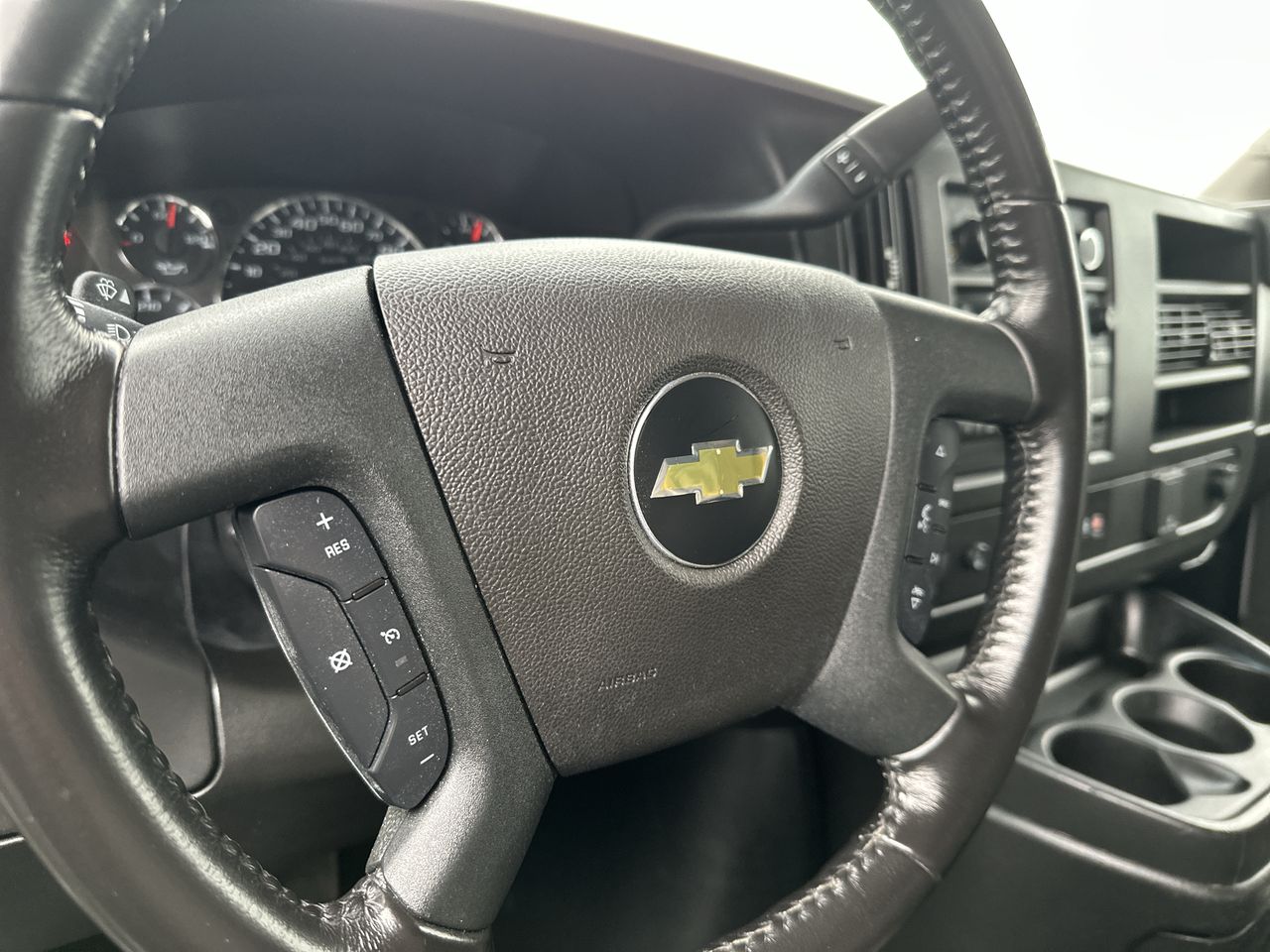 2022 Chevrolet Express Cargo 2500 WT