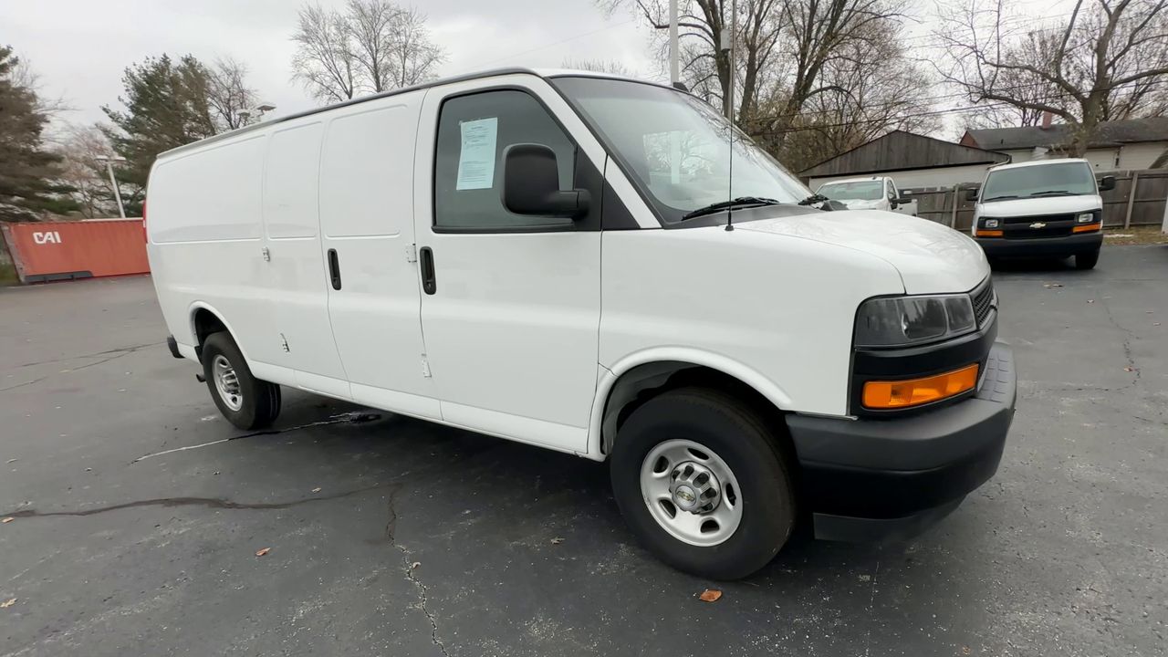 2022 Chevrolet Express Cargo 2500 WT