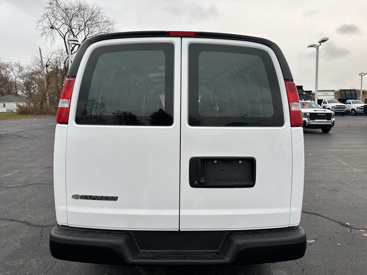 2022 Chevrolet Express Cargo 2500 WT