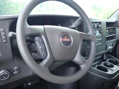 2026 GMC Savana Cutaway 3500 1WT