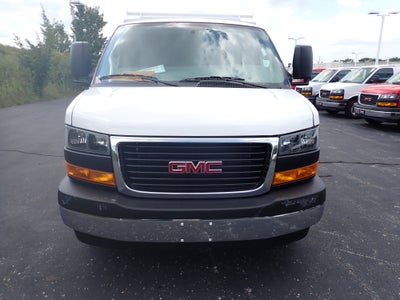 2026 GMC Savana Cutaway 3500 1WT