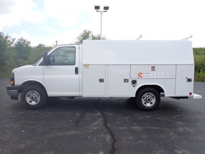 2026 GMC Savana Cutaway 3500 1WT