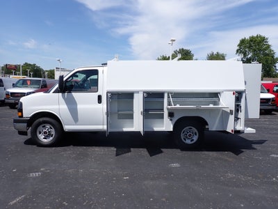 2026 GMC Savana Cutaway 3500 1WT