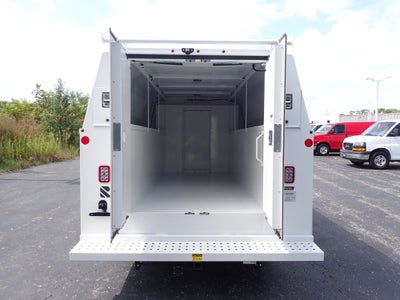 2026 GMC Savana Cutaway 3500 1WT