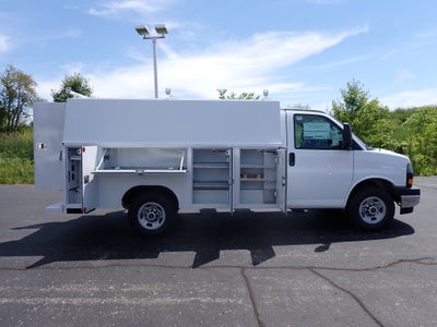 2026 GMC Savana Cutaway 3500 1WT