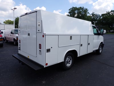 2026 GMC Savana Cutaway 3500 1WT
