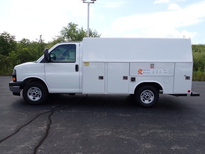 2026 GMC Savana Cutaway 3500 1WT