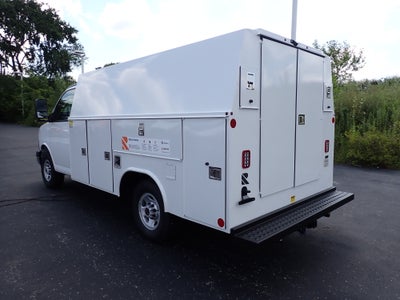 2026 GMC Savana Cutaway 3500 1WT