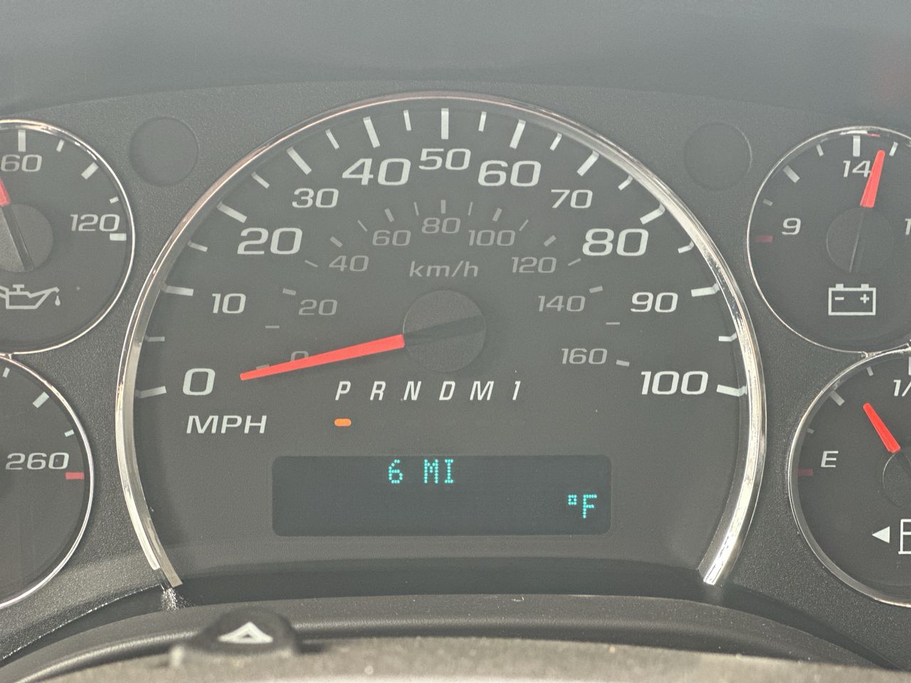 2025 GMC Savana Cutaway 3500 1WT