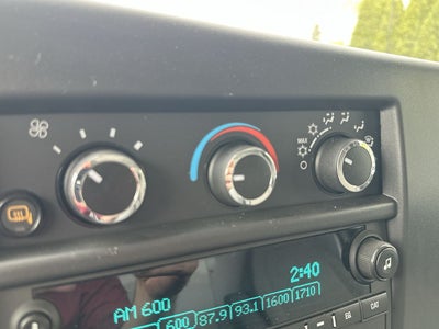 2025 GMC Savana Cutaway 3500 1WT