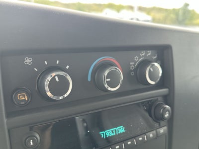 2025 GMC Savana Cutaway 3500 1WT