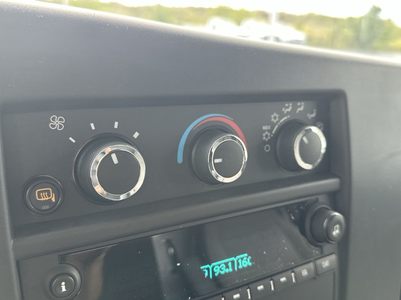 2025 GMC Savana Cutaway 3500 1WT