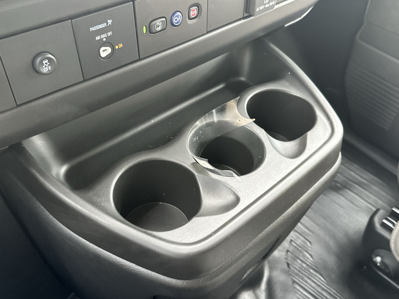 2025 GMC Savana Cutaway 3500 1WT