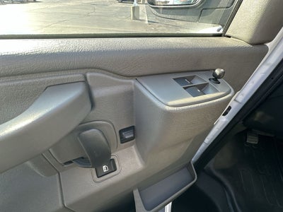 2025 GMC Savana Cutaway 3500 1WT