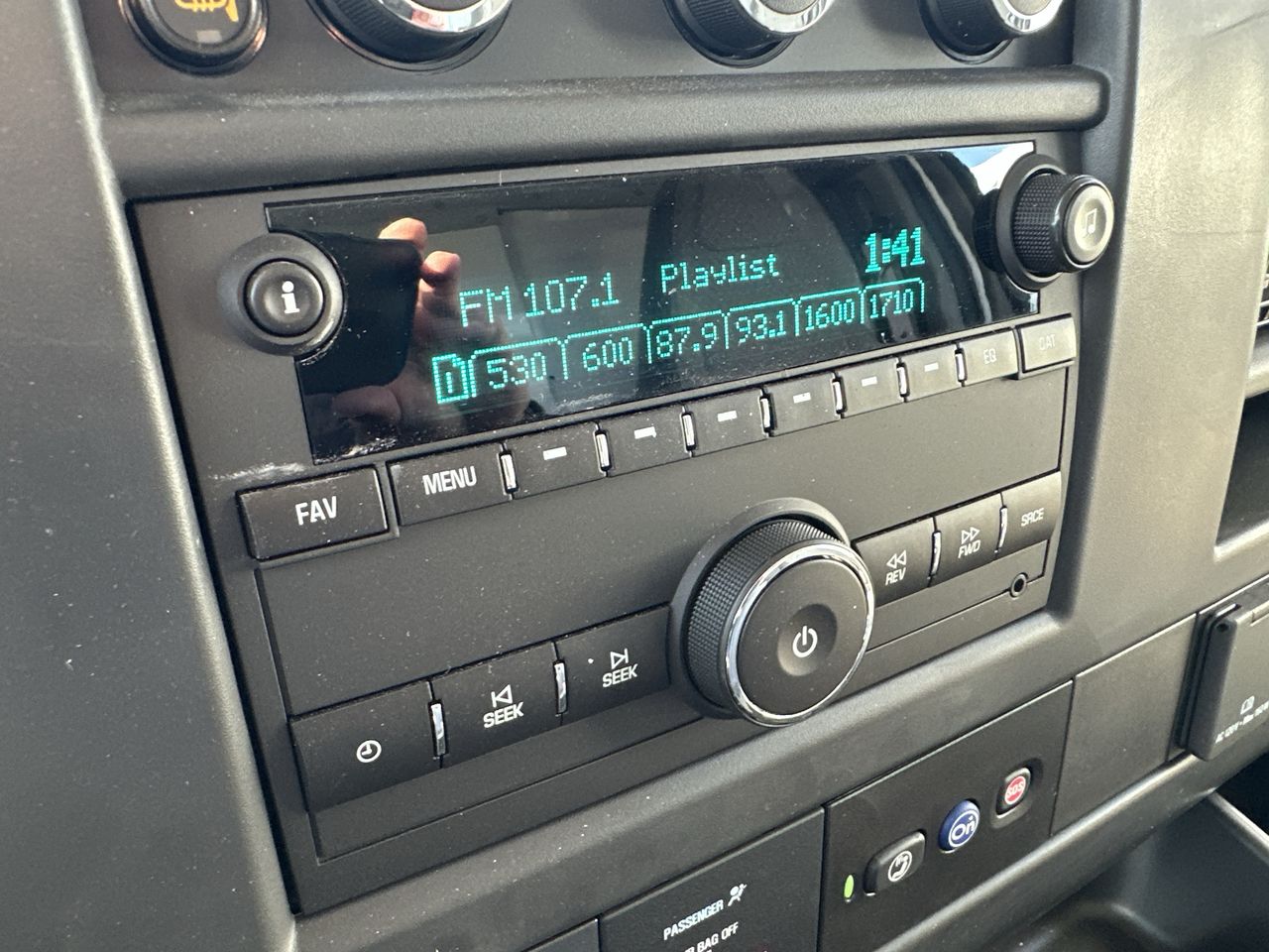 2025 GMC Savana Cutaway 3500 1WT